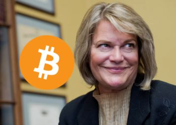 美參議員魯米斯：政府退休金計劃「該購入BTC」，因稀缺性長遠看漲