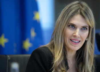 歐洲議會副議長被捕！涉收世界盃卡達賄賂，曾大推加密轉帳、NFT