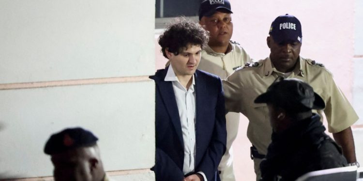 SEC、CFTC：SBF把Alameda 80億鎂負債分給「韓國朋友」；改FTX程式碼使免遭清算