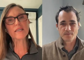 方舟首席未來學家：AI 人工智能助推加密貨幣上漲！Fed 上半年轉向