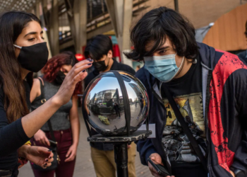 OpenAI 創辦人「曾發幣」！掃眼空投項目Worldcoin，野心比ChatGPT還大