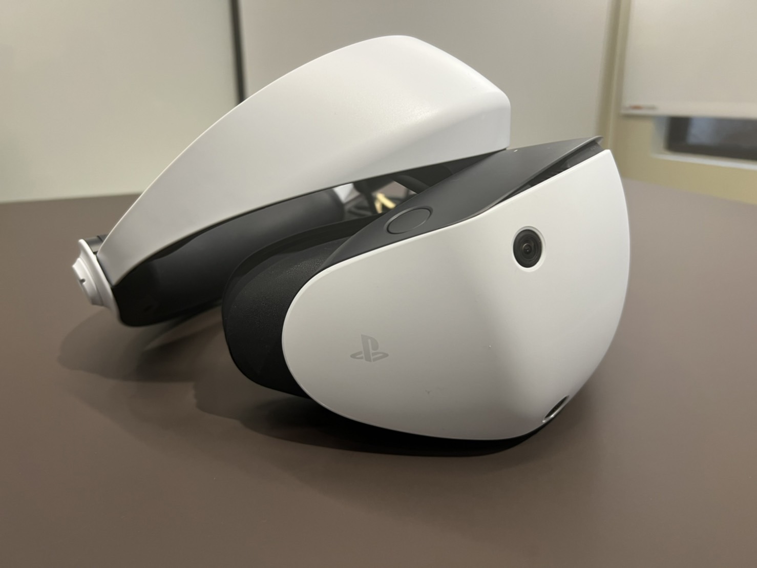 動區實測開箱》PSVR2 配戴舒服、防頭暈，沈浸感超強！Sony元宇宙利器 