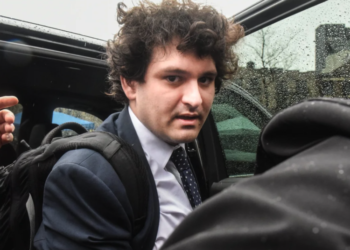 SBF難逃刑責》美檢要求優先審理「FTX刑事案」，SEC、CFTC已同意推遲民事訴訟