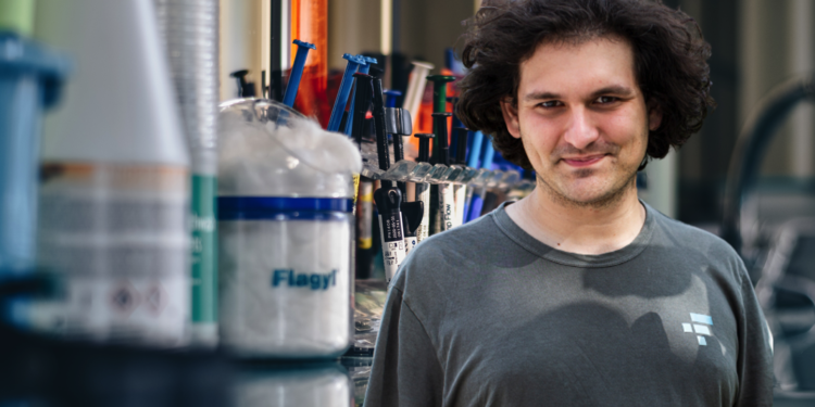 爆料：SBF與精神科醫生「過度親密」，FTX新CEO要查二人通訊紀錄