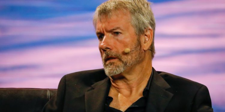 | 動區動趨-最具影響力的區塊鏈新聞媒體 微策略賣比特幣節稅沒用!Michael Saylor涉嫌逃稅1億鎂