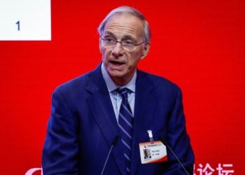 橋水基金Ray Dalio警告：世界處於危險邊緣，面臨3大地震式劇變！