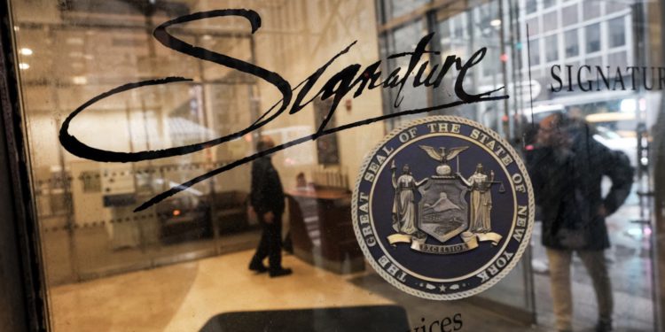 紐約監管聲明：關閉 Signature Bank「無關加密業務」，是質疑銀行無法應付擠兌