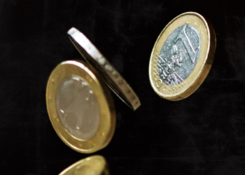 XREX觀點｜USDC 都能脫鉤，穩定幣該添上 4 道「反憂慮機制」