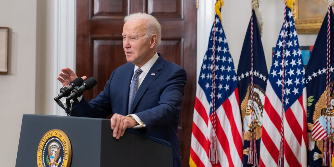 拜登：不保護銀行股票投資者，這就是資本主義運作方式