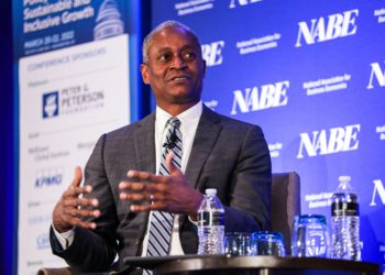 美國聯準會喊「5月升息1碼」；Fed鷹派籲升2碼：不怕經濟衰退