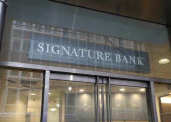 Signature Bank》高層偷賣「1億美元股票」; Tether把美國客戶資金轉至巴哈馬
