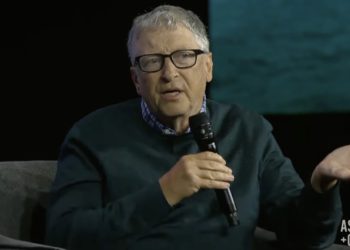 比爾蓋茲：AI 將成每個學生「專屬家教」！但短期很多新創會失敗