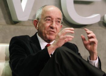 西班牙央行前行長：CBDC 最終目標是「完全取代商業銀行存款」