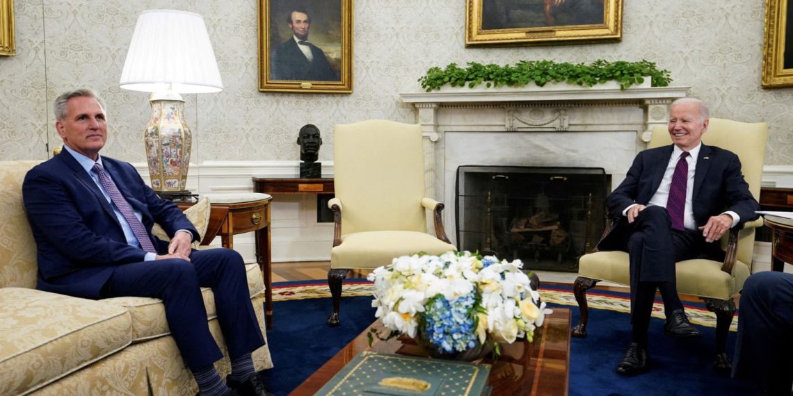 美債違約拆彈中！拜登「二輪談判」麥卡錫：周末前有望達成協議