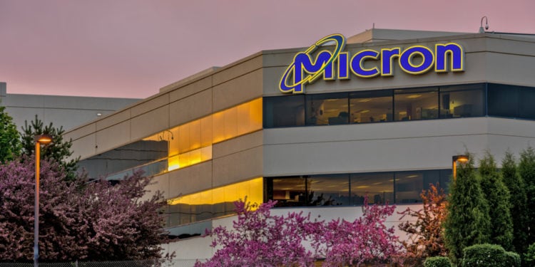 美光晶片戰延燒》美國議員要求封殺中國長鑫；蘋果、博通簽署數十億鎂5G供應協議