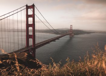 2023年分析》資產、數據跨鏈橋發展