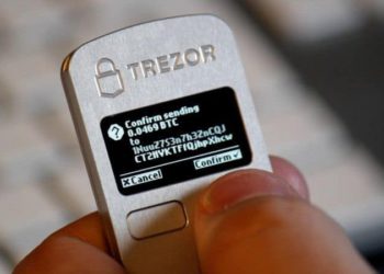 冷錢包Trezor傳出包！網路安全公司 Unciphered 「物理破解」成功取得私鑰