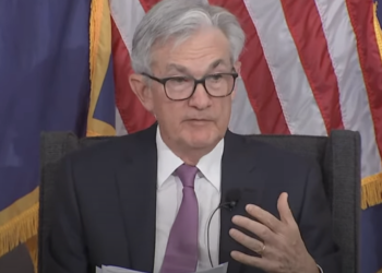 聯準會主席鮑爾：致力實現2%的通膨目標，銀行業彈性足面對任何挑戰