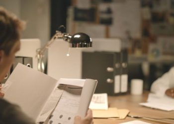 金融時報調查：加密企業透明度不足！包含幣安、Coinbase、Tether、DCG..