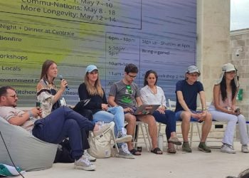 揭秘V神的社群實驗 “Zuzalu”：位於美麗海灘的菁英烏托邦