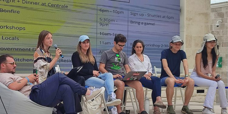 揭秘V神的社群實驗 “Zuzalu”：位於美麗海灘的菁英烏托邦