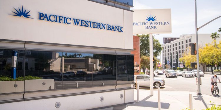1200x800 | 動區動趨-最具影響力的區塊鏈新聞媒體 擠兌危機後》西太平洋銀行獲「規模較小」加州銀行收購,盤後狂漲逾33%