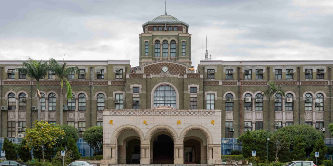 AI成未來法官？台灣司法院9月試行以人工智慧寫判決書
