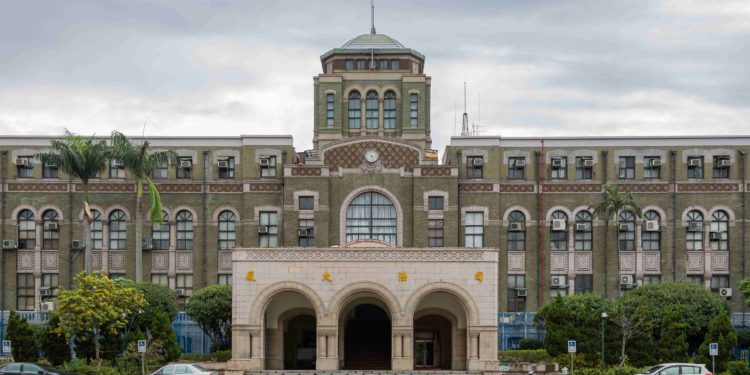 AI成未來法官？台灣司法院9月試行以人工智慧寫判決書