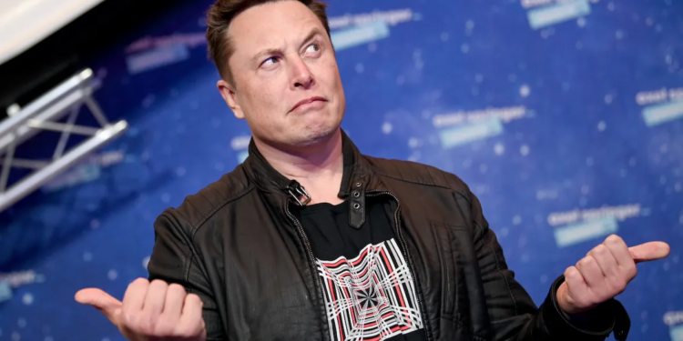 馬斯克解釋「X (推特) 收入驟減原因」: 廣告分潤仍是用測試版程式碼