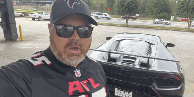 Bitboy哭窮「藍寶堅尼沒了」討粉絲捐款！告前公司要奪回YT頻道控制權