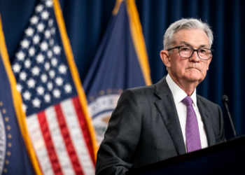 暴力升息自食惡果》Fed 虧損破1,000億美元！13年來首度裁員