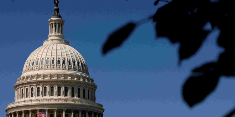 美國政府10/1若停擺》比特幣現貨ETF申請、加密法案推進..恐受影響