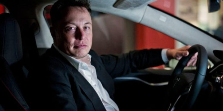 馬斯克自傳：差點被「自動駕駛」害死！多次對工程師發飆