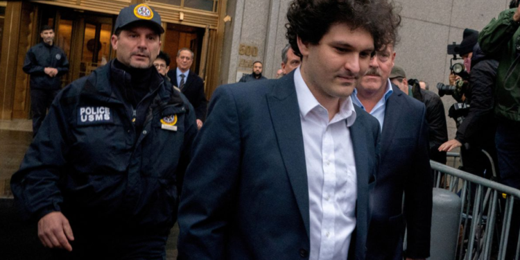 SBF會不會坐牢？法律界人士：刑期至少40年，因在FTX聽證會還在說謊