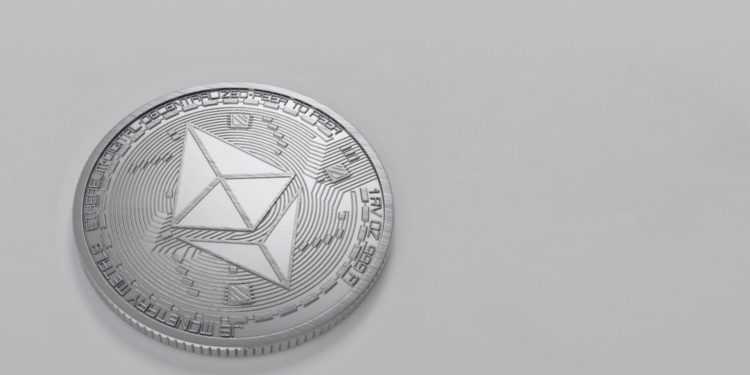 k33 | 動區動趨-最具影響力的區塊鏈新聞媒體 ETH期貨ETF交易量慘淡、坎昆升級延後,分析師急轉:是時候關注BTC!