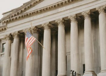 美國財政部擬「全面封殺混幣器」，加密專家：恐清剿全部DeFi產業..