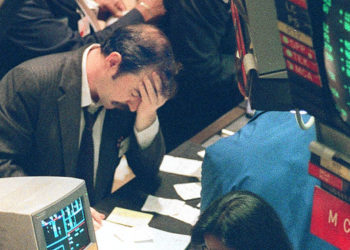 大空襲警報》美股出現「毀滅性徵兆」，可能重演1987年黑色星期一