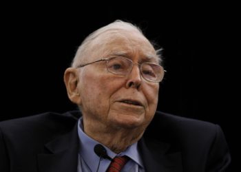 查理蒙格怒轟：比特幣是金融系統的「毒氣彈」、毫無生產力的災難發明