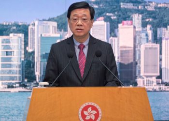 香港特首李家超：考慮賦予證監會「封鎖」可疑交易所權力