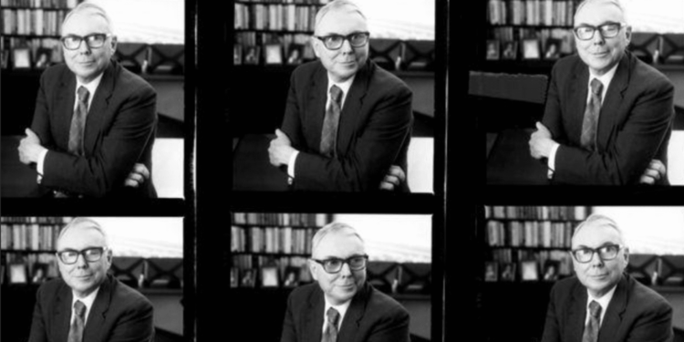 查理蒙格傳奇回顧》與巴菲特組成最強搭檔，市場霸主的一生