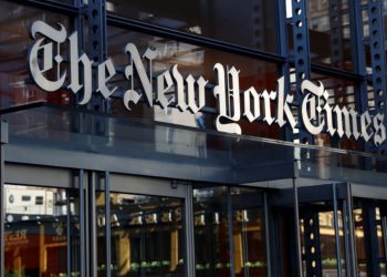 《紐約時報》控告OpenAI、微軟「侵犯版權」：ChatGPT偷走百萬篇新聞