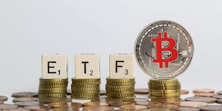 現貨etf | 動區動趨-最具影響力的區塊鏈新聞媒體 比特幣現貨ETF「進入關鍵細節」!SEC正與發行商談判、2024重要審核日期一次看