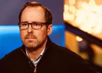 華爾街大空頭：美國正處於「史上最大信貸泡沫」市場崩盤將臨