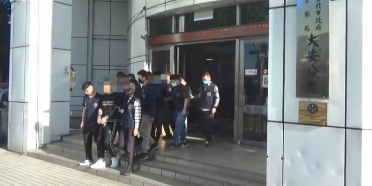 假幣商真搶劫！衰男上門面交USDT「鐵門拉下猛打」強收850萬現金