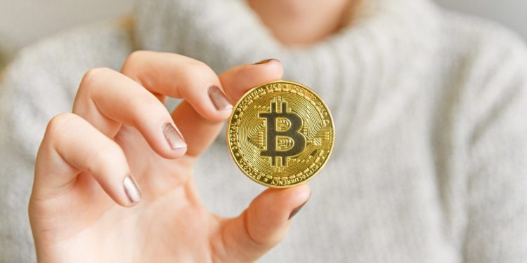 bitcoin_-scaled | 動區動趨-最具影響力的區塊鏈新聞媒體 比特幣現貨ETF終局將至,現在適合哪種投資策略?