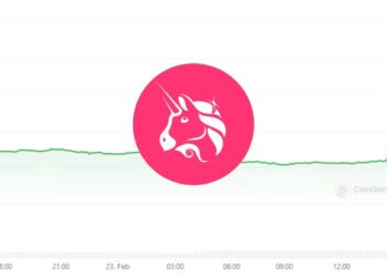 UNI「暴噴50%」突破 11 美元！Uniswap基金會擬將協議費用分配給質押代幣者