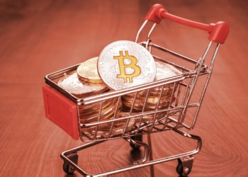 機構狂加倉！比特幣現貨ETF「單周淨流入25億鎂」、BTC挖礦難度爆噴8.24%