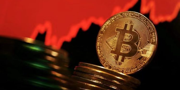 BTC | 動區動趨-最具影響力的區塊鏈新聞媒體 RSI、均線顯示比特幣「嚴重超買」,分析師:現在進場BTC要小心
