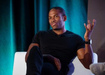 Arthur Hayes：別認為迷因幣很愚蠢！Memecoin對區塊鏈有「正面效益」