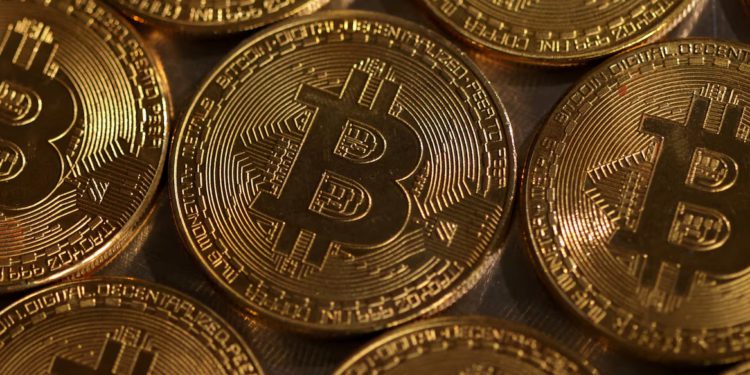 德國最大銀行民調：30%美國受訪者料BTC年底跌破2萬，僅一成看好漲破7.5萬美元